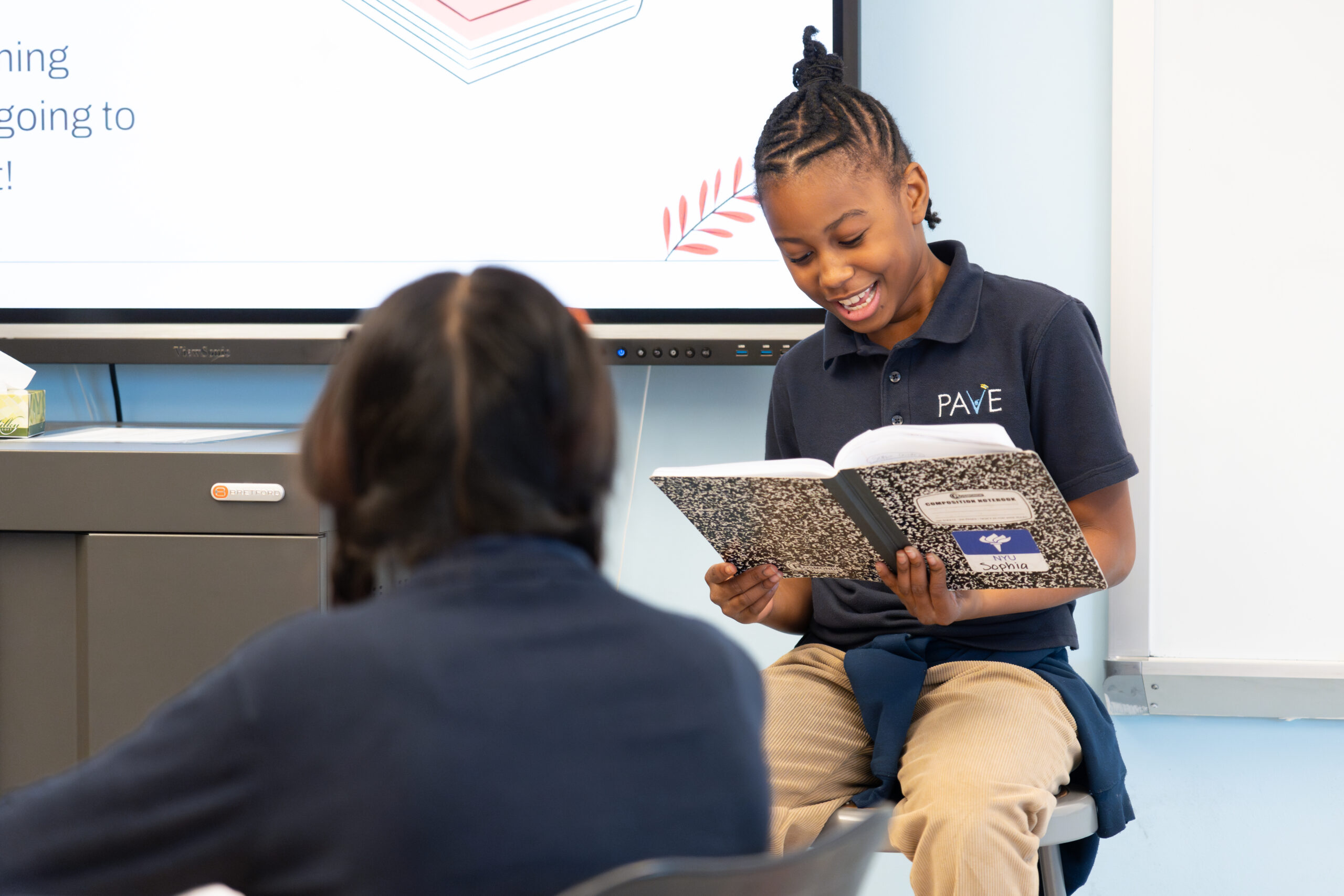 MS_5th_student_readingtoclass2 MS_5th_student_readingtoclass2