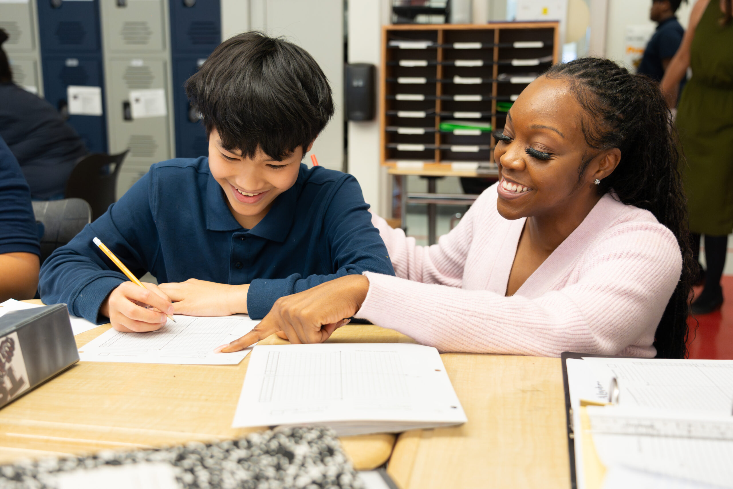 MS_8th_student_teacher_smiling MS_8th_student_teacher_smiling